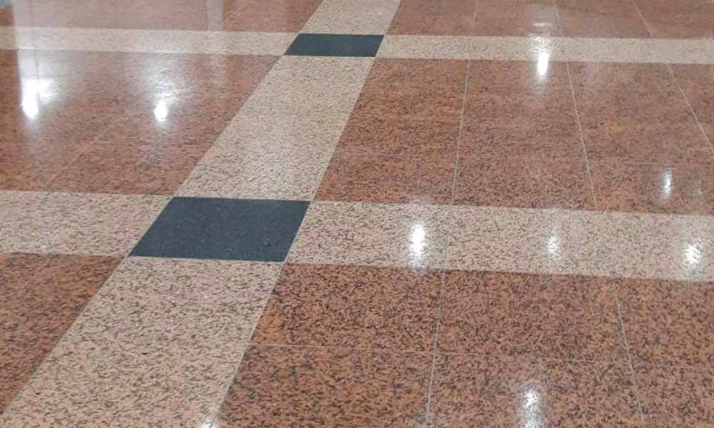 Pavimento in marmo microlevigato